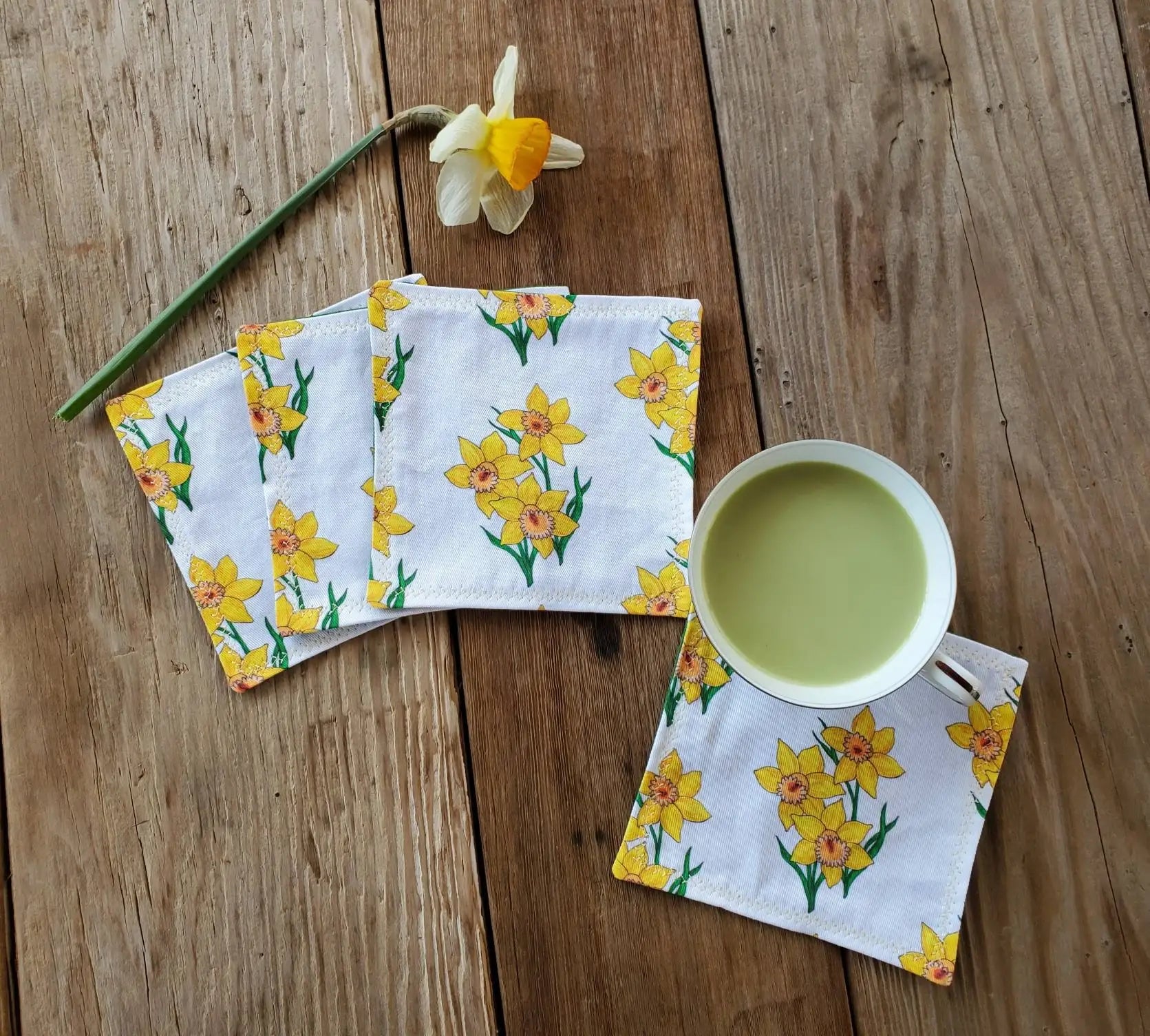 Daffodil Cocktail Napkin Set