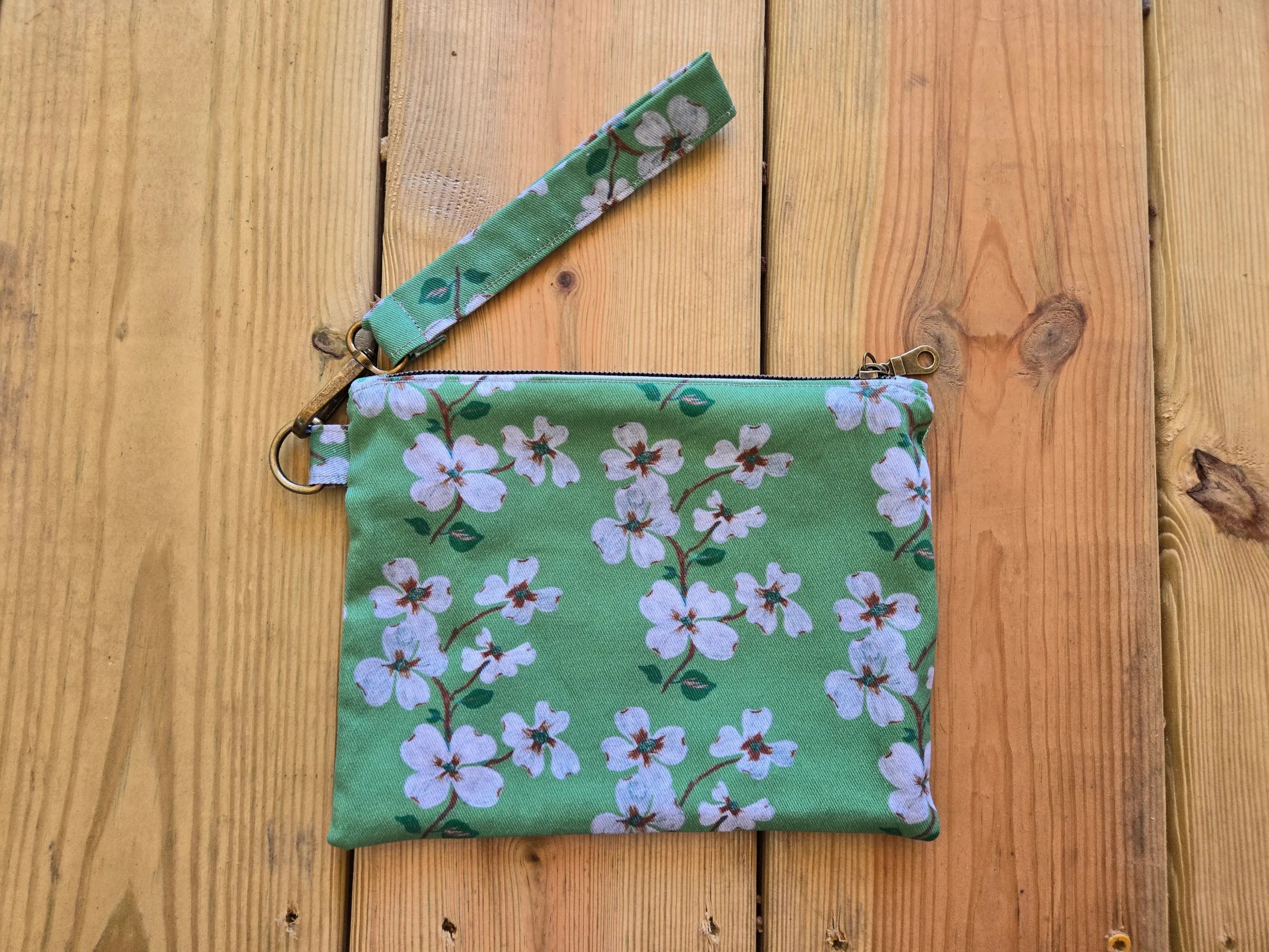 Dogwood Wristlet Zipper Pouch