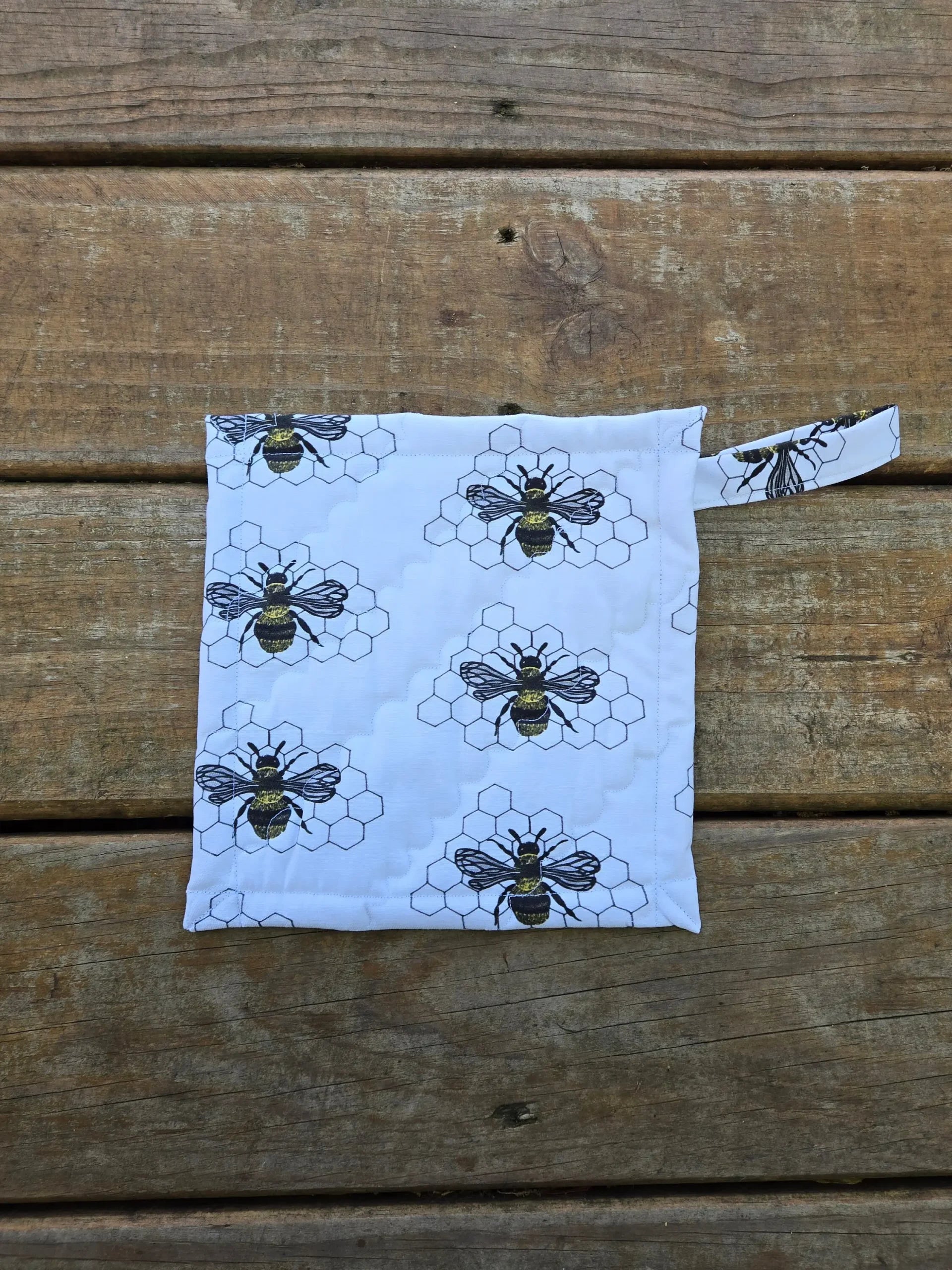 Honeybee Pot Holder