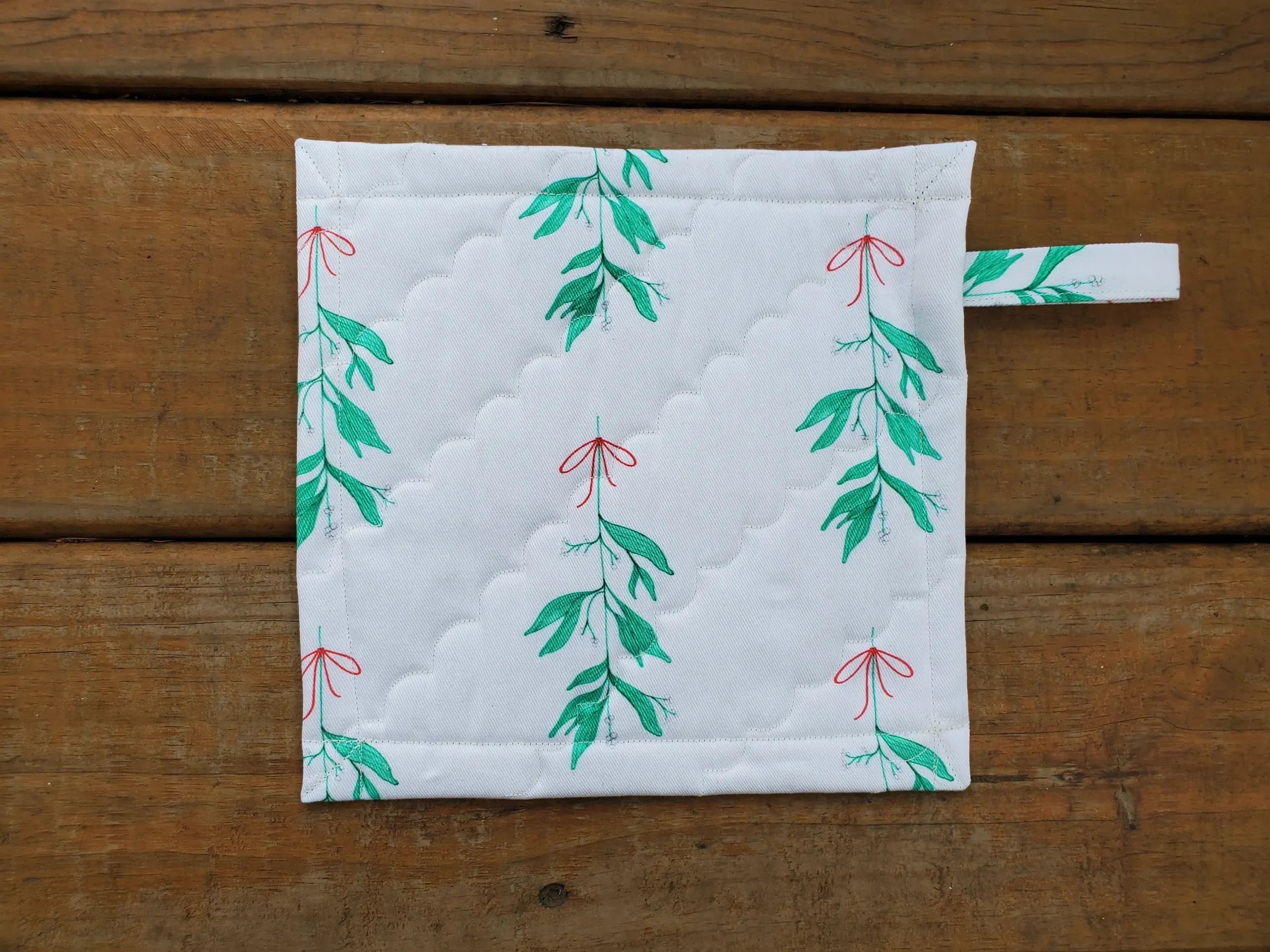 Mistletoe Pot Holder