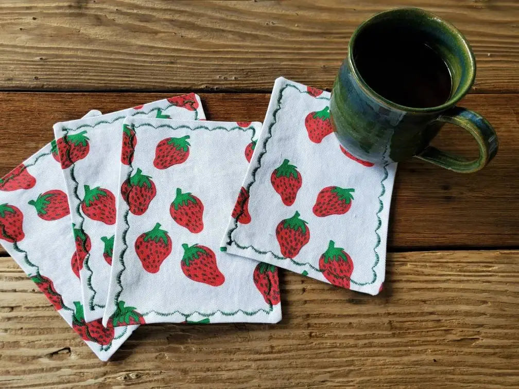 Strawberry Cocktail Napkin Set