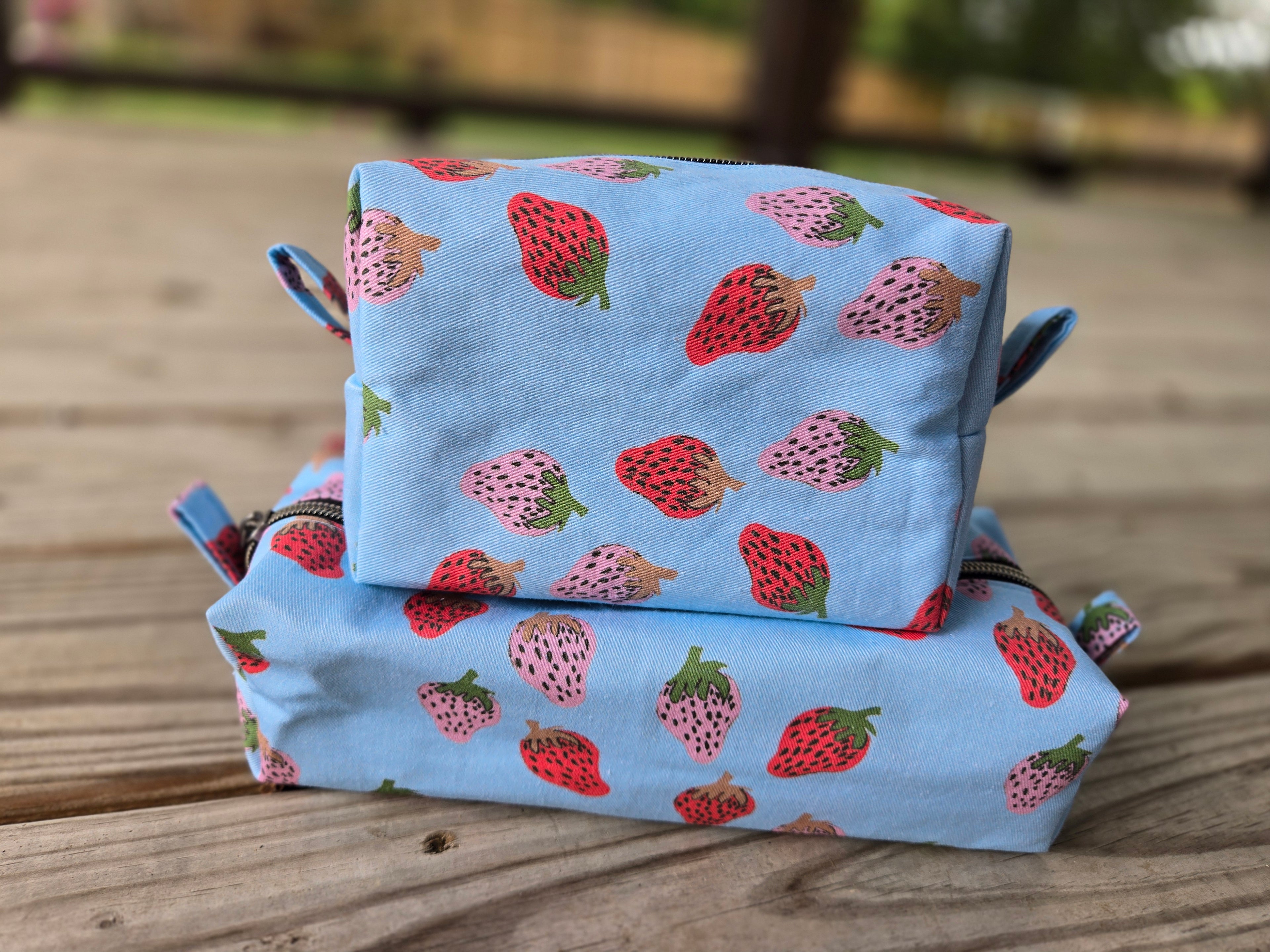 Strawberry Box Pouches