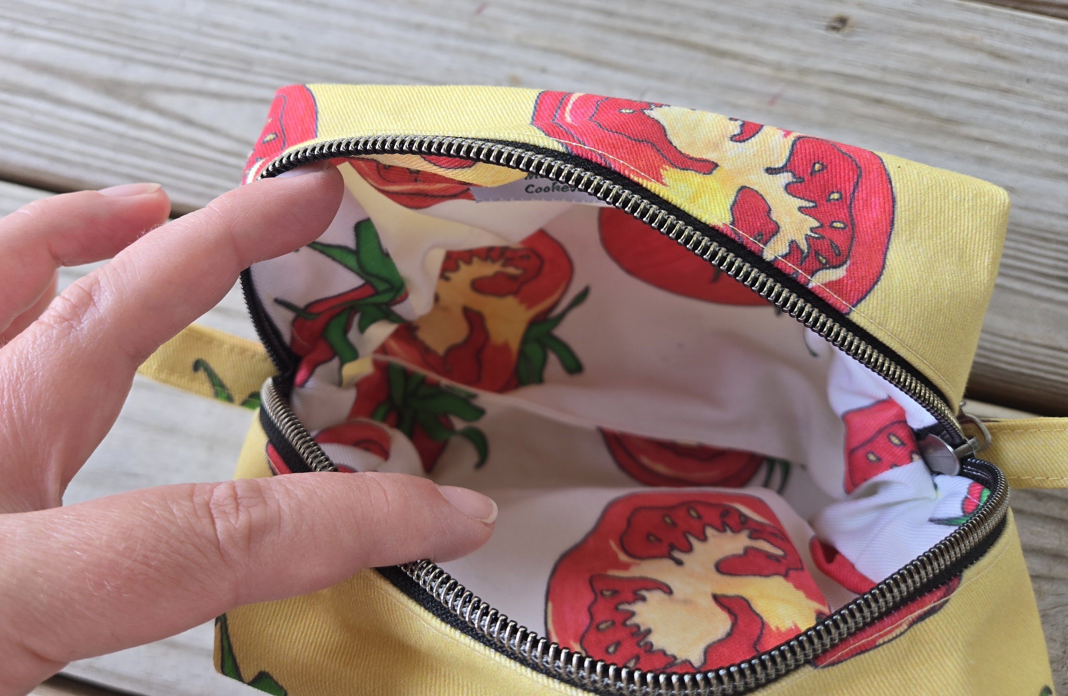 Tomato Box Pouch
