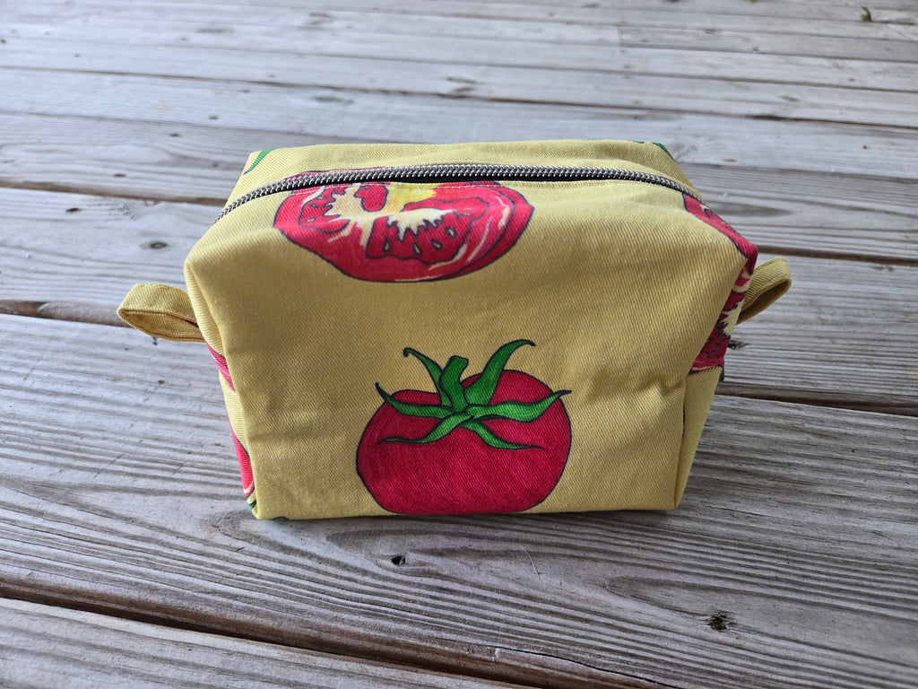Tomato Box Pouch
