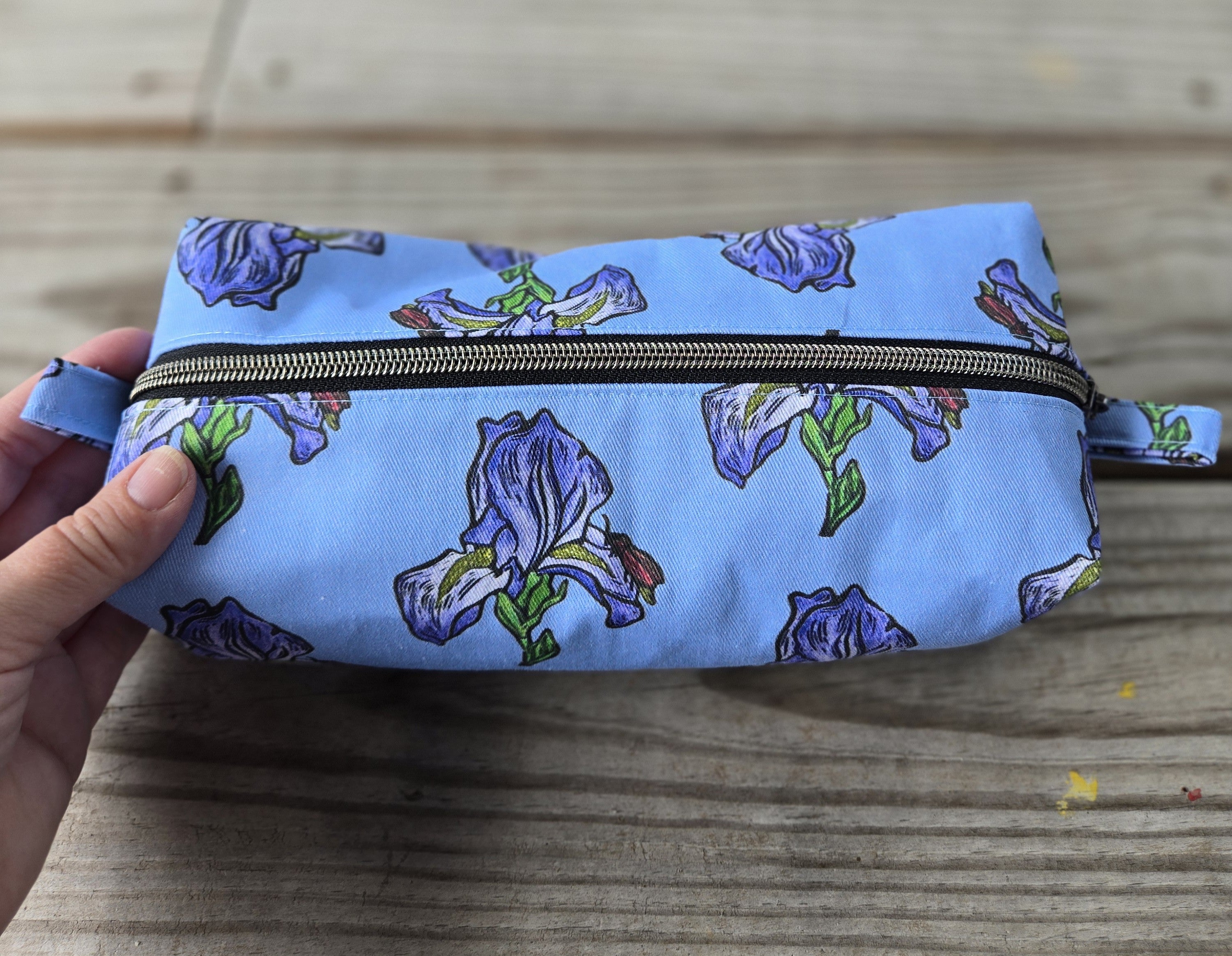 Iris Box Pouch