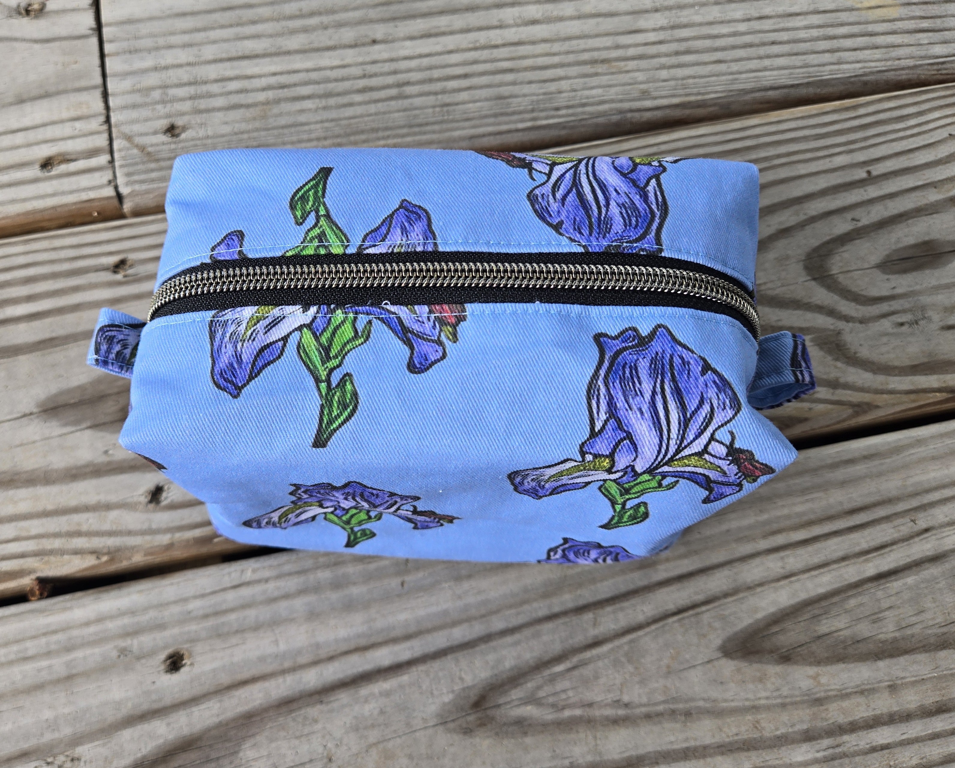 Iris Box Pouch