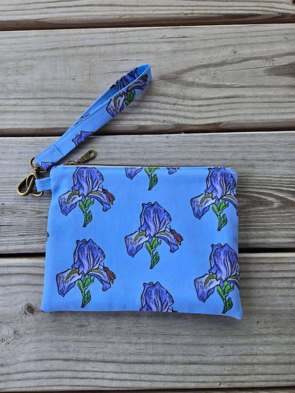 Iris Wristlet Zipper pouch